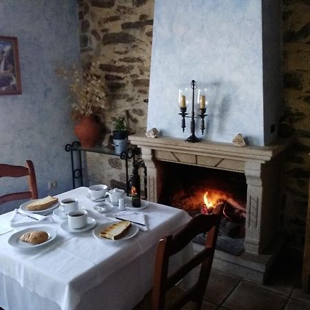 Mesa Del Conde Hotel San Felices de los Gallegos Kültér fotó