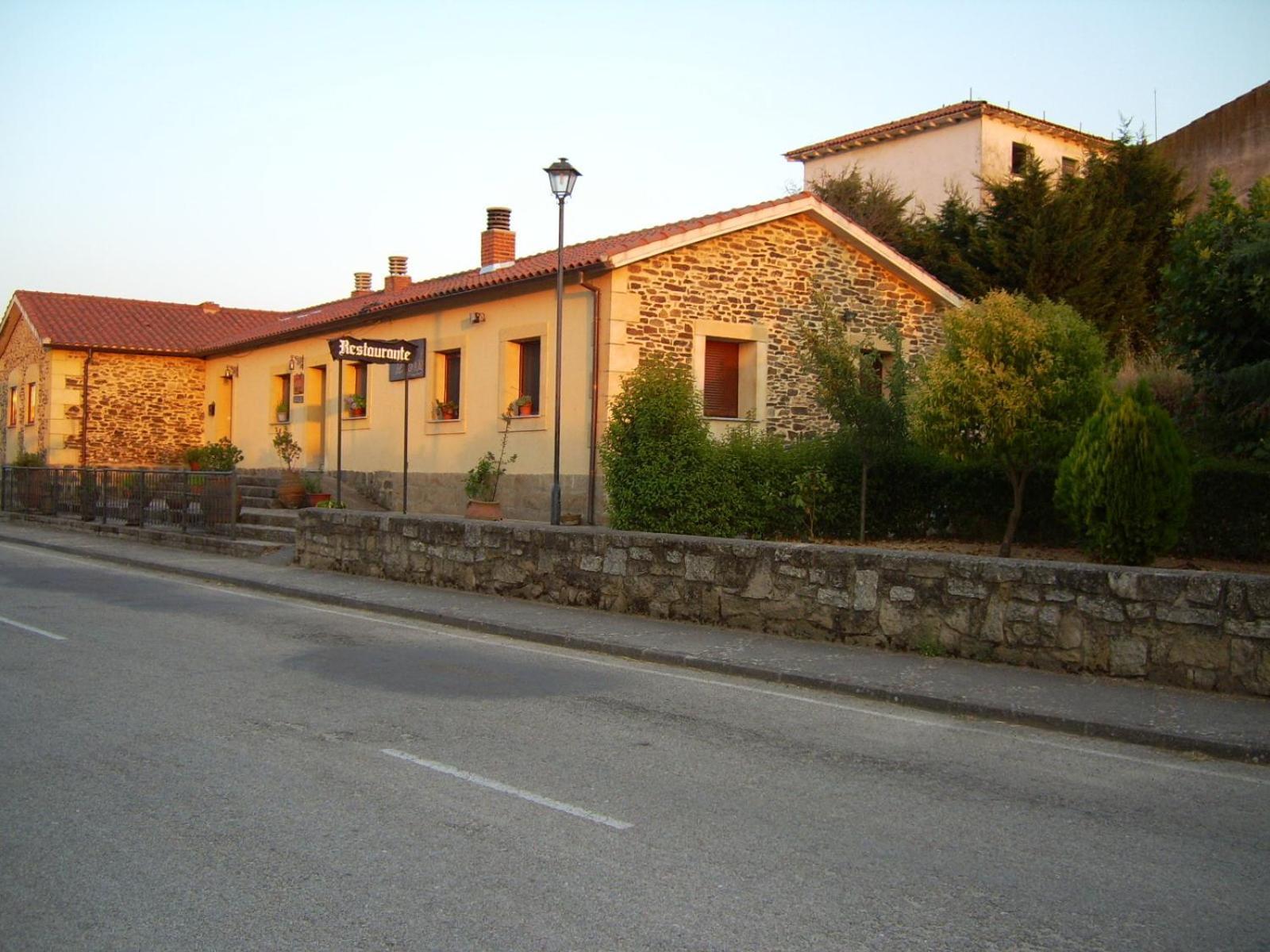 Mesa Del Conde Hotel San Felices de los Gallegos Kültér fotó