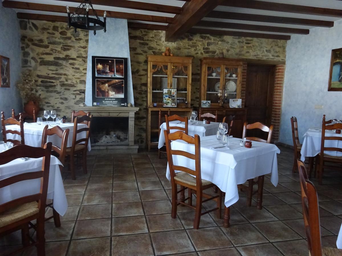 Mesa Del Conde Hotel San Felices de los Gallegos Kültér fotó